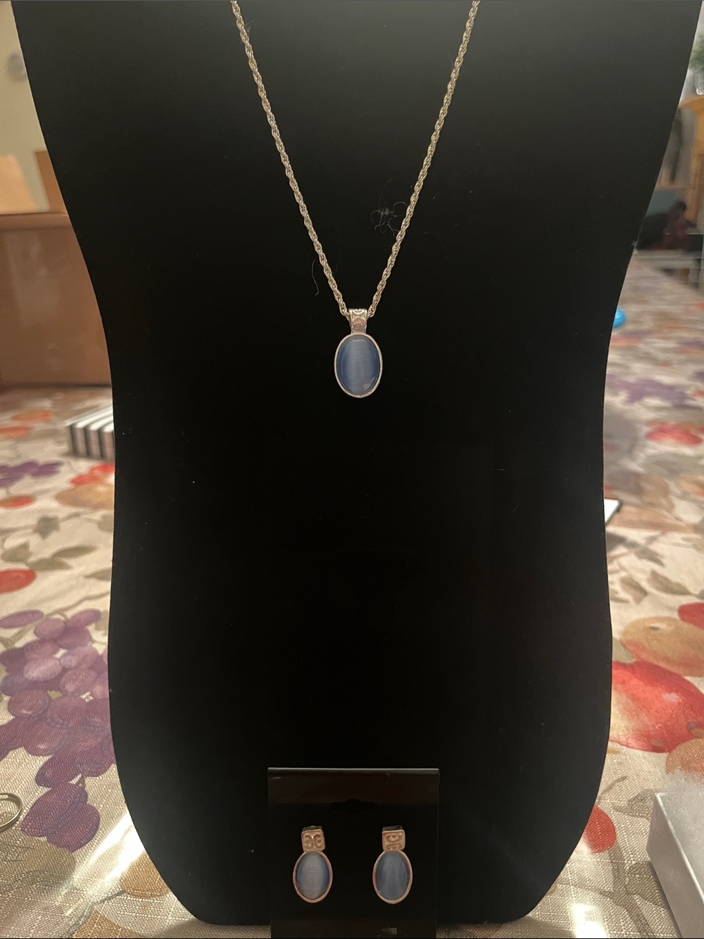 Silver-Tone Blue Oval Pendant Necklace and Earrings Set